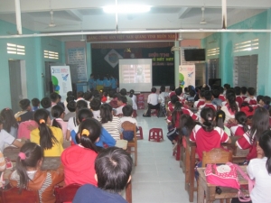 LIÊN HOAN PHIM KHOA HỌC LẦN THỨ 4 TẠI VIỆT NAM TẠI TRƯỜNG THCS KIM ĐỒNG
